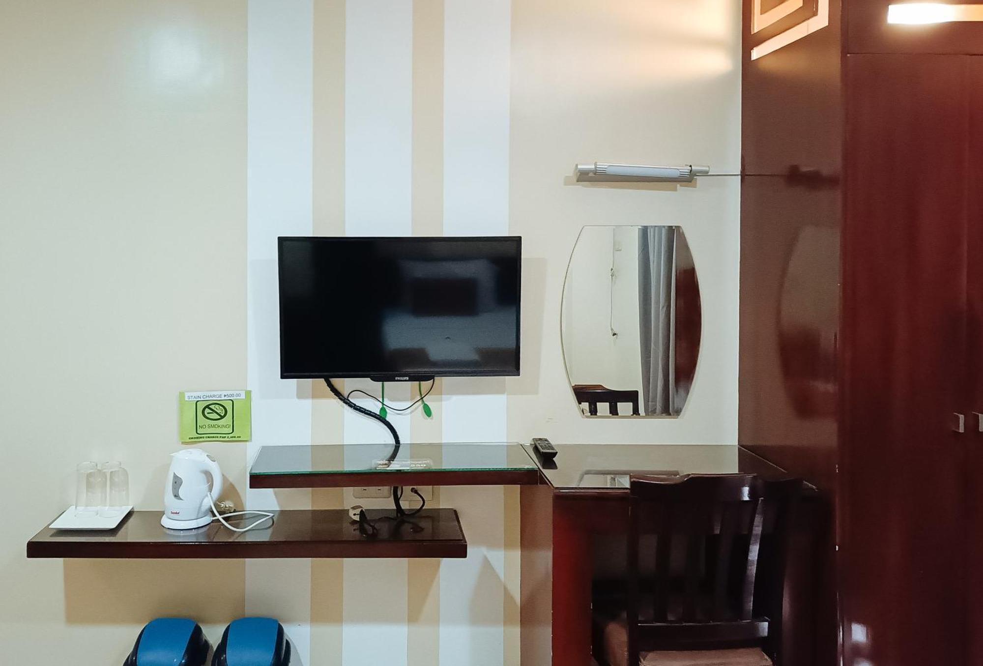 Hotel Juliana By Reddoorz Tuguegarao City Luaran gambar