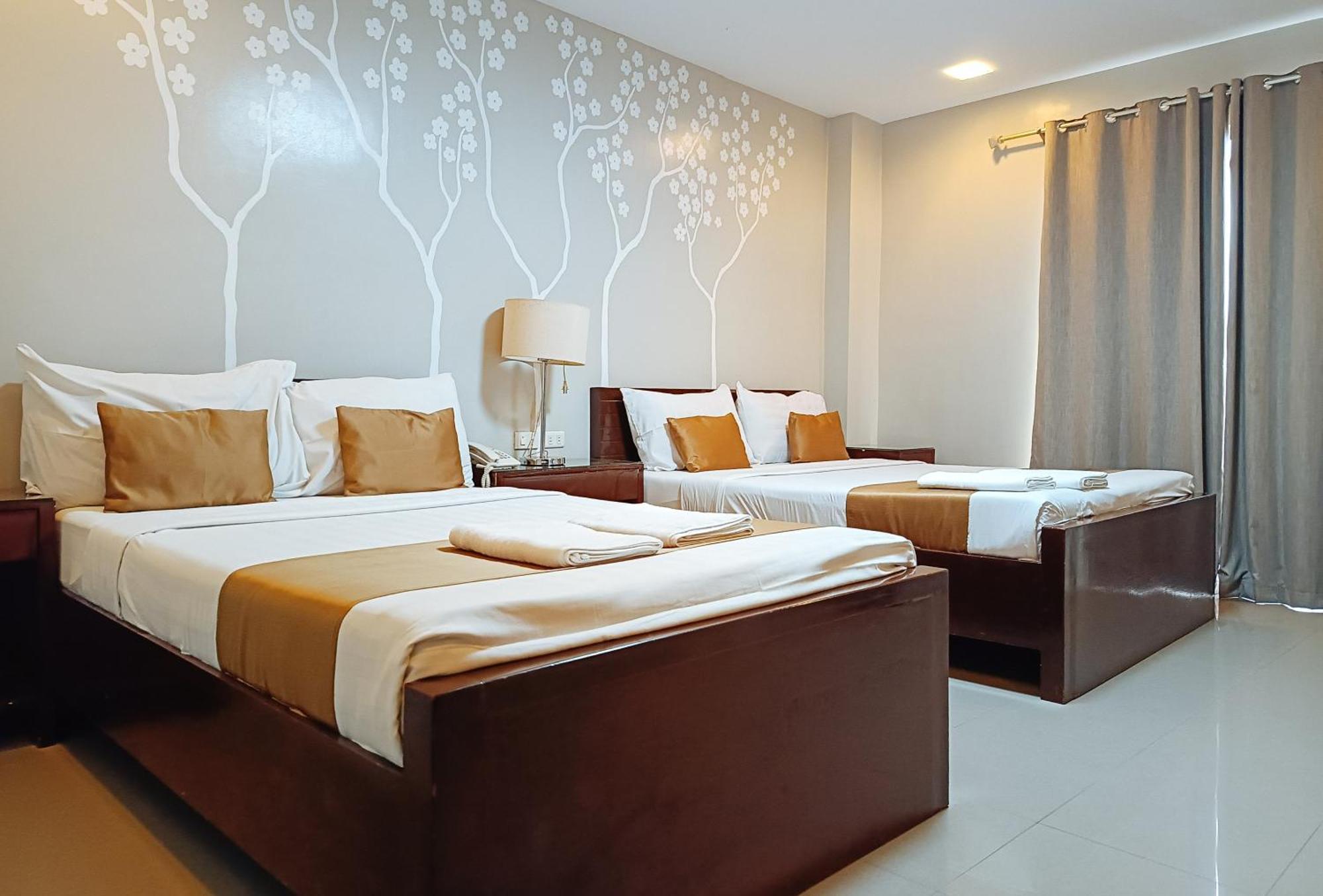 Hotel Juliana By Reddoorz Tuguegarao City Luaran gambar
